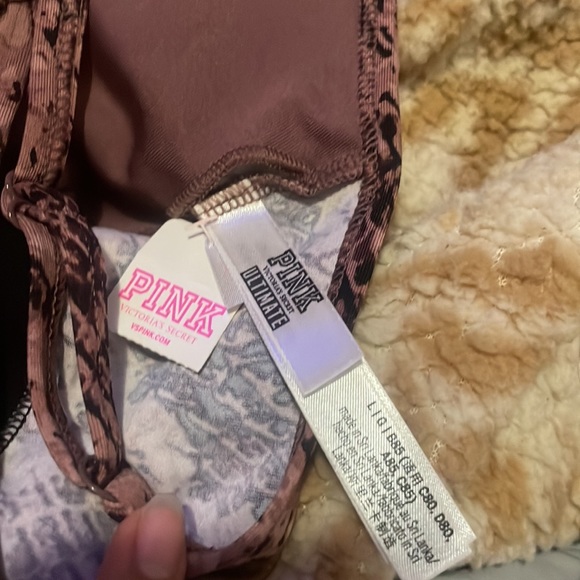 NWT Victoria’s Secret PINK Ultimate Sports Bra L - Picture 6 of 6